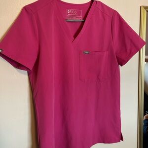 Figs Set- Electric Orchid Pink top and bottoms